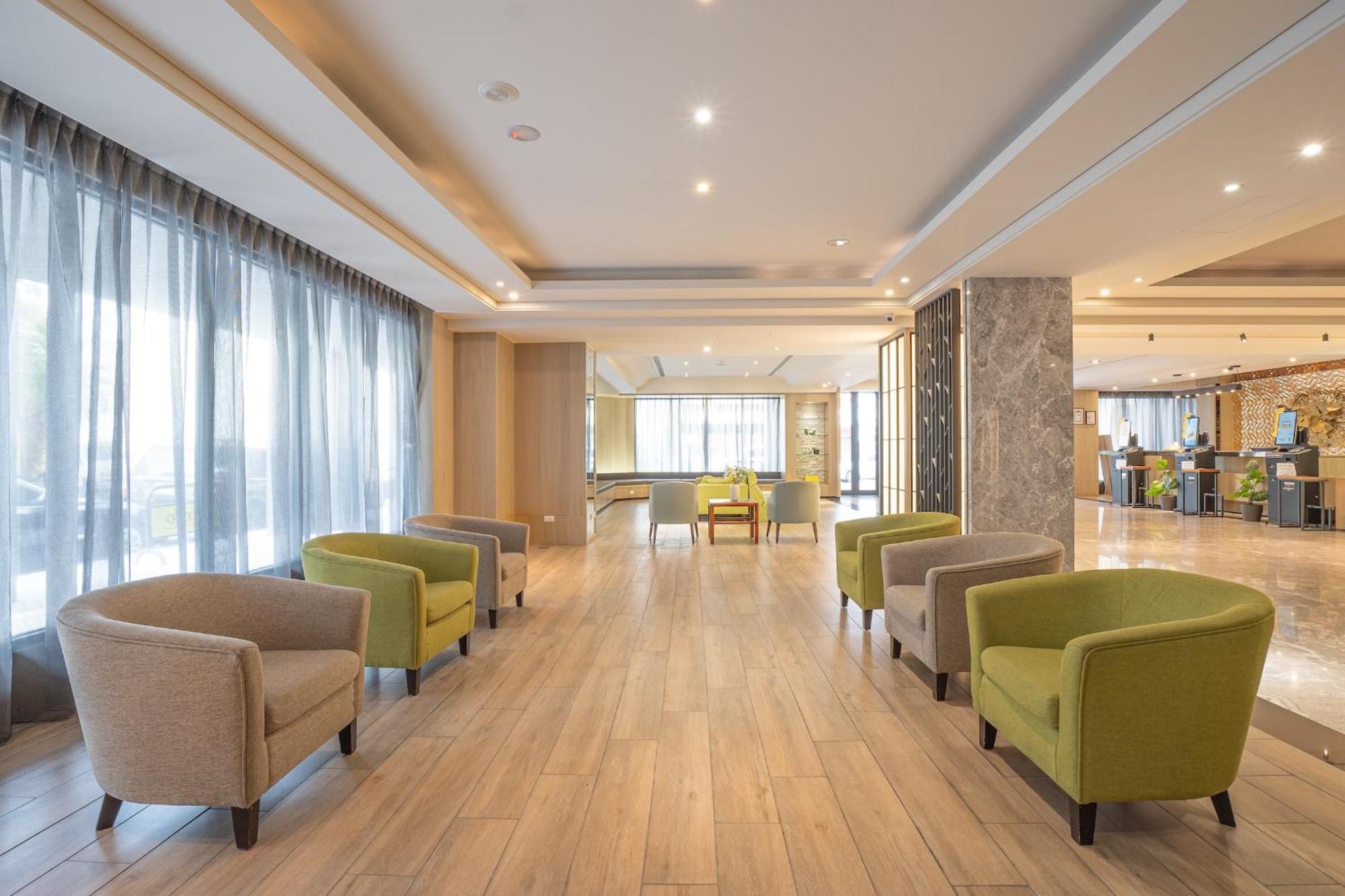 Check Inn Taichung Wenxin Zhongqing Esterno foto
